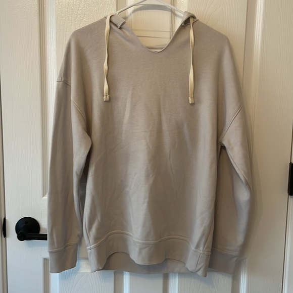 Universal Thread fleece hooded sweatshirt - Picture 2 of 6
